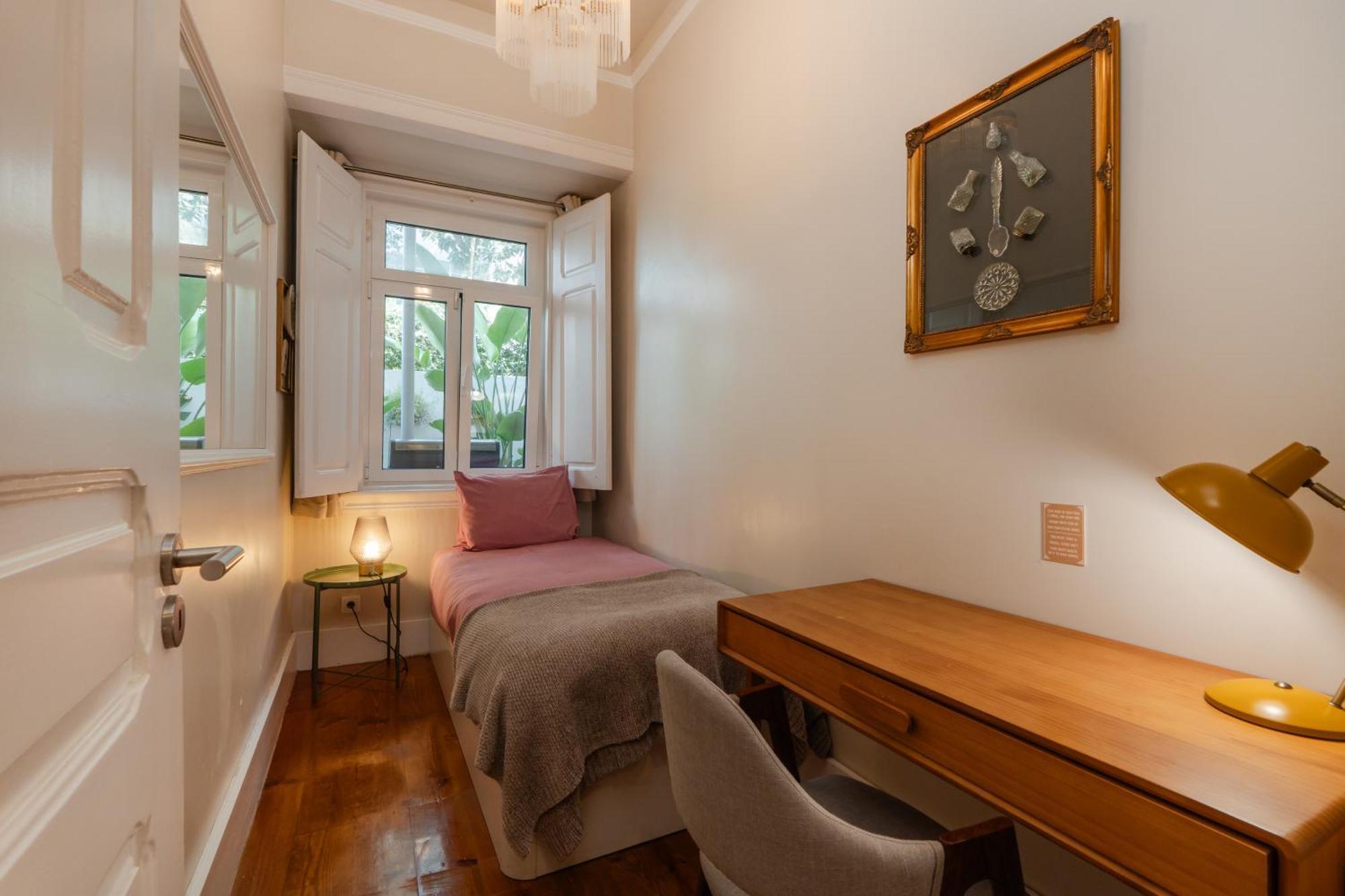 Lisbon Garden Retreat Apartment Exterior photo
